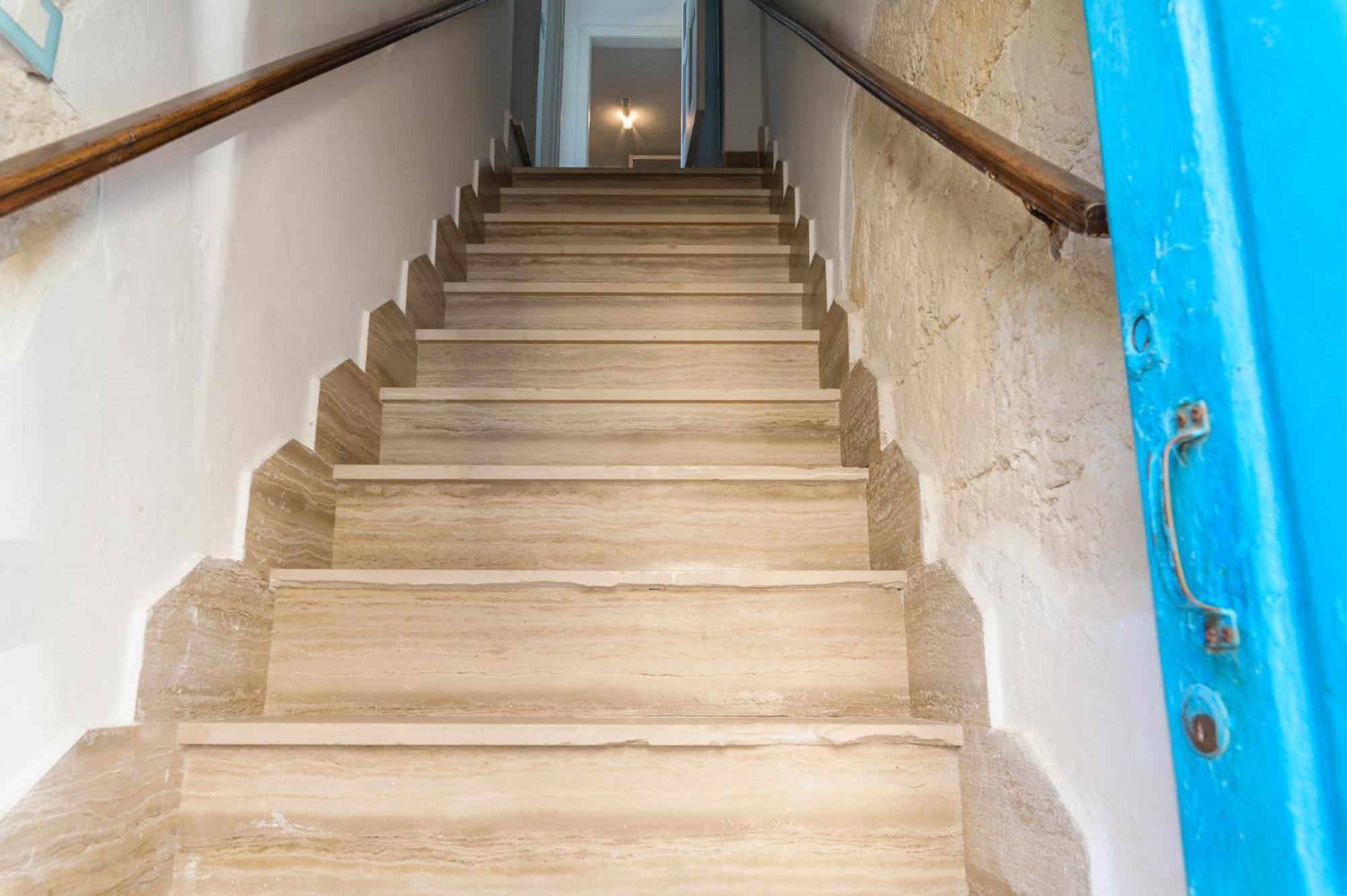 ヴィッラノーヴァ・ディ・オストゥーニ Casa Claudioヴィラ エクステリア 写真
